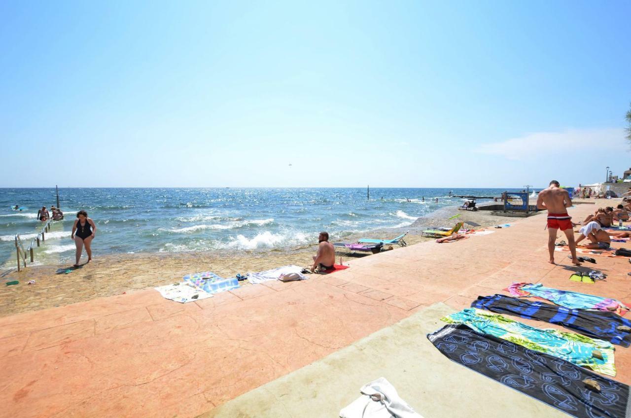 Apartment Auretta Novigrad Istria Exterior foto